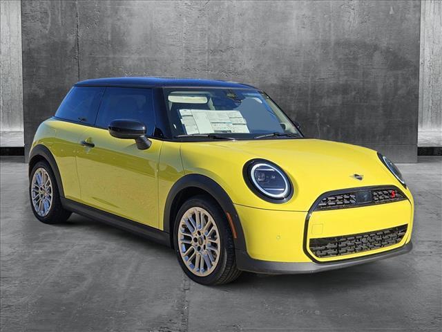 used 2025 MINI Hardtop car, priced at $35,895