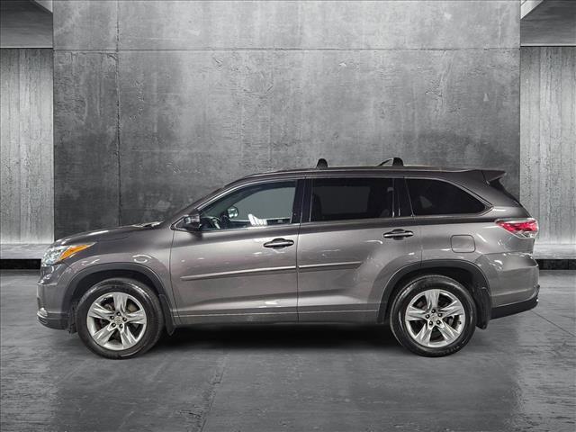 used 2015 Toyota Highlander car, priced at $20,995