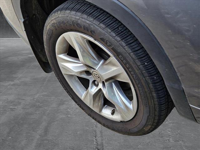 used 2015 Toyota Highlander car, priced at $20,995