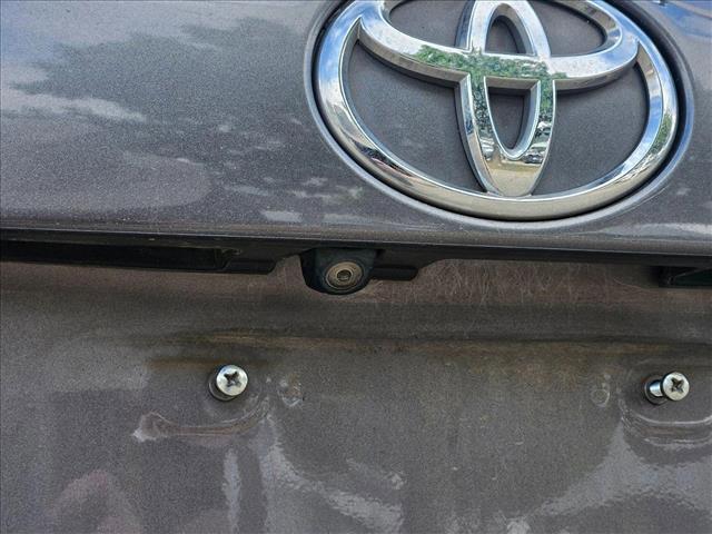 used 2015 Toyota Highlander car, priced at $20,995