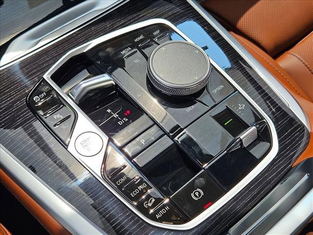 new 2026 BMW X7 car, priced at $102,985