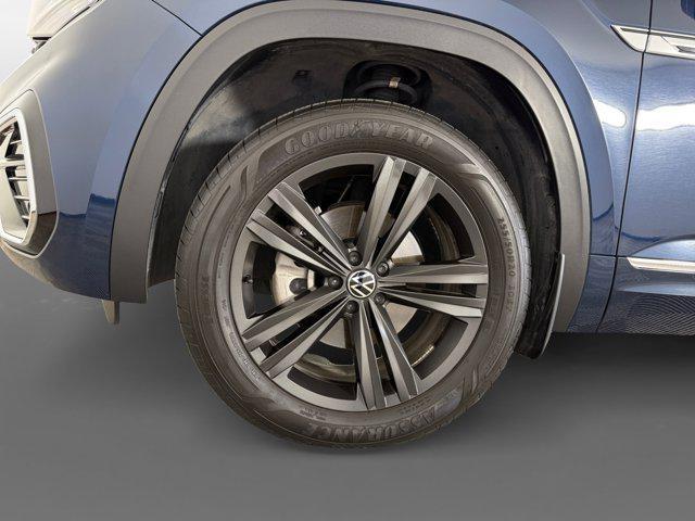 used 2022 Volkswagen Atlas Cross Sport car, priced at $35,000