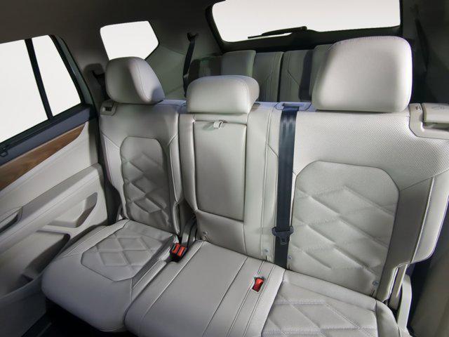 new 2025 Volkswagen Atlas car, priced at $42,115