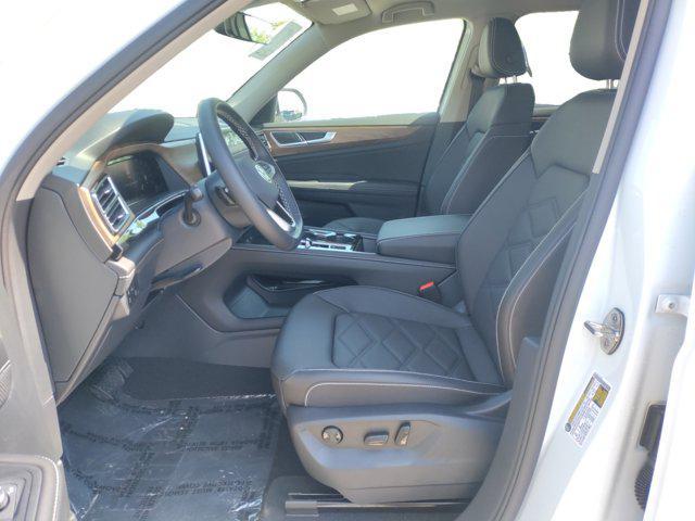 new 2025 Volkswagen Atlas car, priced at $40,630