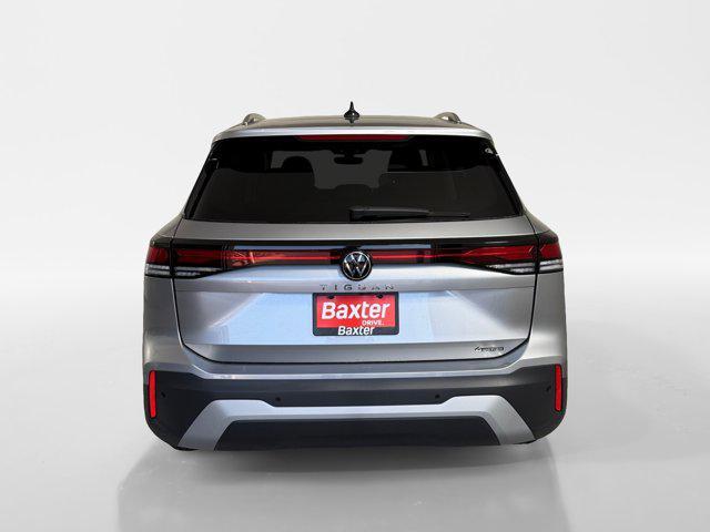 new 2025 Volkswagen Tiguan car, priced at $32,811