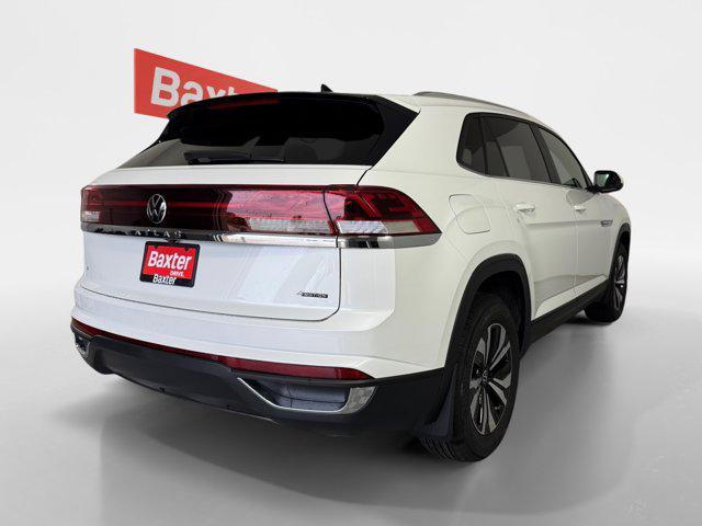 new 2026 Volkswagen Atlas Cross Sport car, priced at $41,723