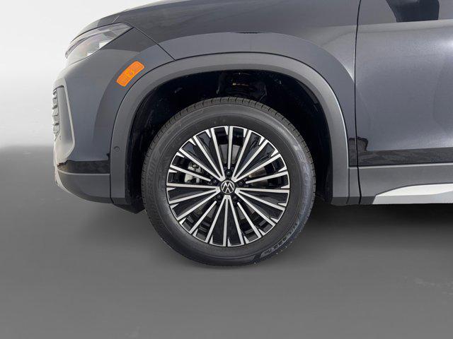 new 2025 Volkswagen Tiguan car, priced at $32,061
