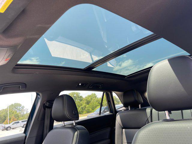used 2022 Volkswagen Atlas Cross Sport car, priced at $35,000