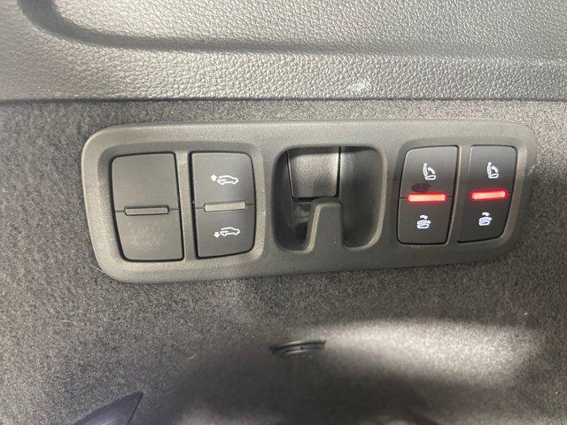 used 2020 Audi Q7 car, priced at $30,988