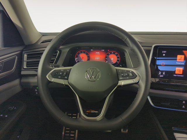 new 2025 Volkswagen Atlas car, priced at $44,021