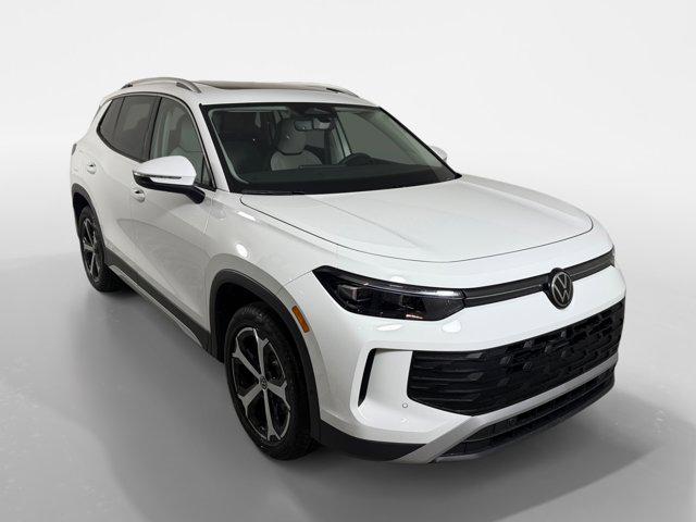 new 2025 Volkswagen Tiguan car, priced at $35,926