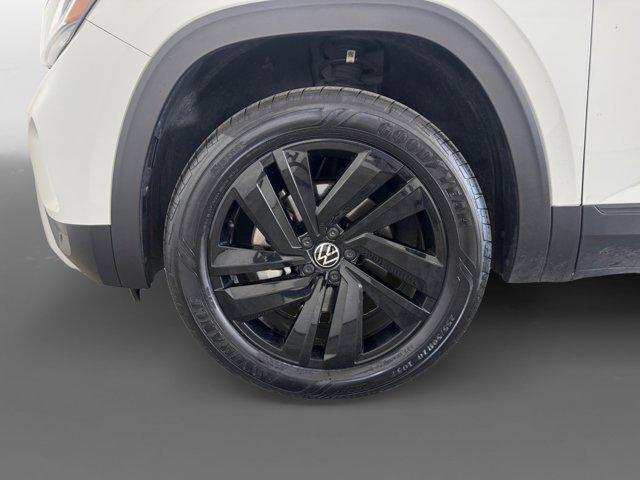 used 2023 Volkswagen Atlas Cross Sport car, priced at $33,598