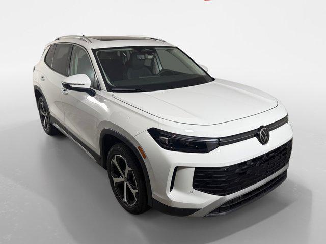 new 2025 Volkswagen Tiguan car, priced at $35,926