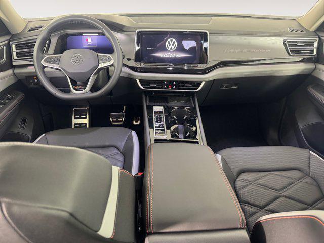new 2025 Volkswagen Atlas car, priced at $43,326