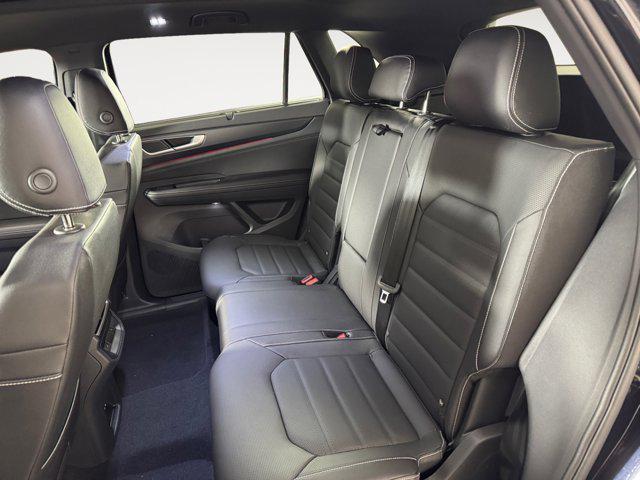 new 2025 Volkswagen Atlas Cross Sport car, priced at $45,841