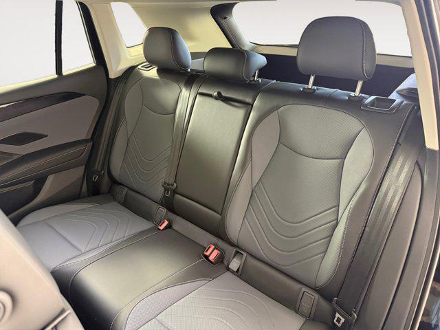 new 2025 Volkswagen Tiguan car, priced at $35,926