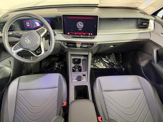 new 2025 Volkswagen Tiguan car, priced at $35,926