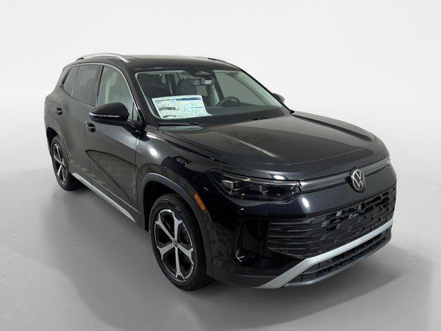 new 2025 Volkswagen Tiguan car, priced at $35,926