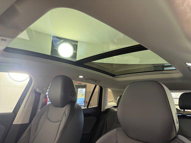 new 2025 Volkswagen Tiguan car, priced at $35,926