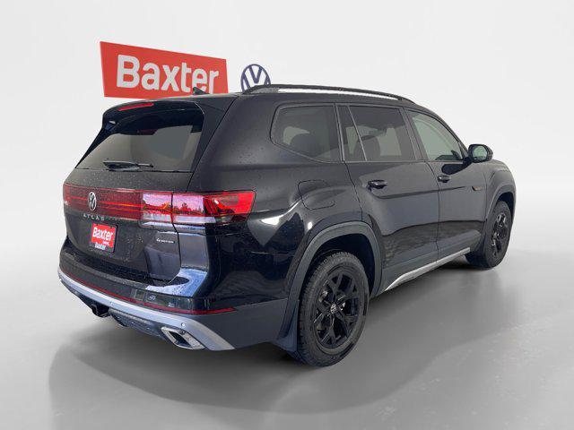 new 2025 Volkswagen Atlas car, priced at $43,326