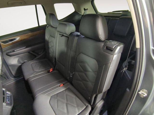 new 2025 Volkswagen Atlas car, priced at $37,535
