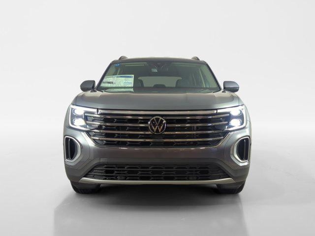 new 2025 Volkswagen Atlas car, priced at $37,535