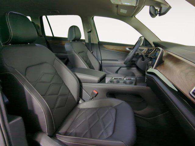 new 2025 Volkswagen Atlas car, priced at $37,535