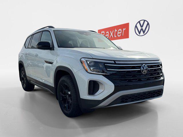 new 2025 Volkswagen Atlas car, priced at $44,021