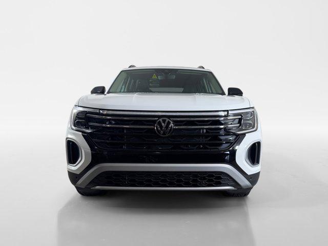 new 2025 Volkswagen Atlas car, priced at $43,030