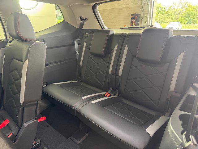 new 2025 Volkswagen Atlas car, priced at $43,030