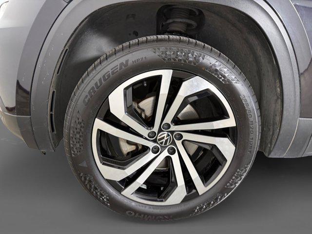 used 2018 Volkswagen Atlas car, priced at $17,987