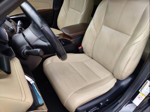 used 2018 Toyota Avalon Hybrid car, priced at $19,998