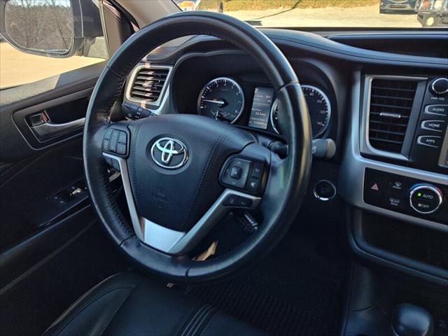 used 2018 Toyota Highlander car, priced at $22,998