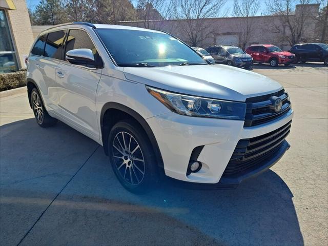 used 2018 Toyota Highlander car, priced at $22,998