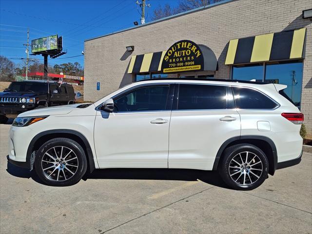 used 2018 Toyota Highlander car, priced at $22,998