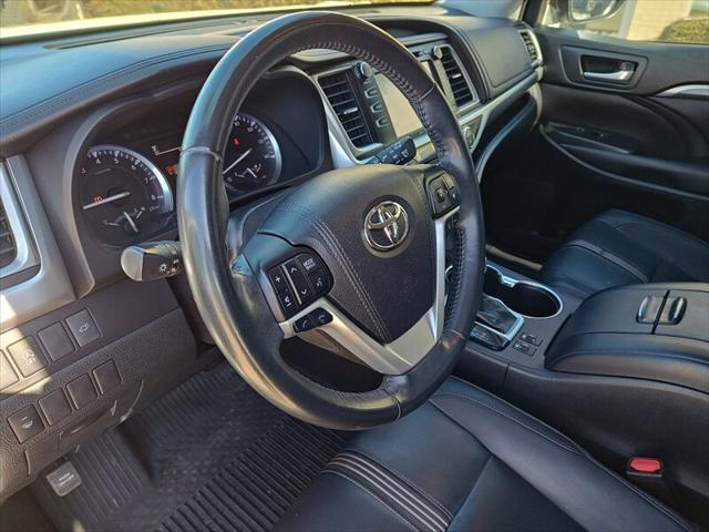 used 2018 Toyota Highlander car, priced at $22,998