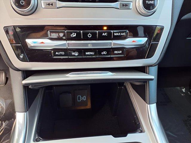 used 2022 Ford Explorer car, priced at $34,444