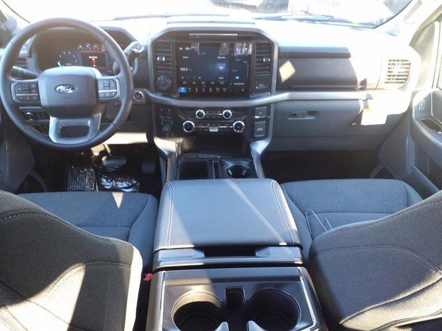 new 2025 Ford F-150 car, priced at $61,477
