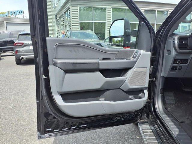 new 2025 Ford F-150 car, priced at $61,272