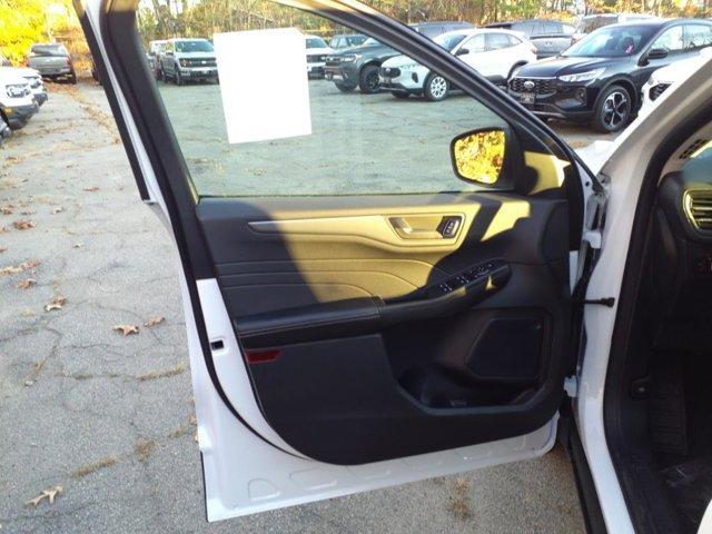 new 2025 Ford Escape car, priced at $30,635