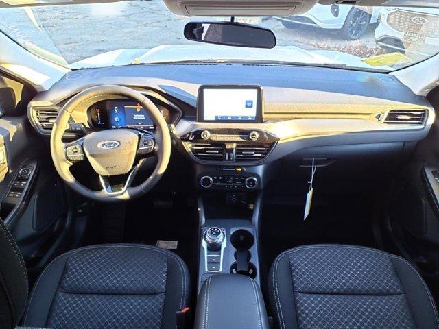 new 2025 Ford Escape car, priced at $30,635