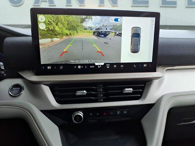 new 2025 Ford Explorer car