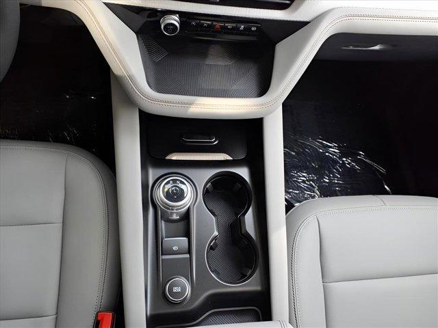 new 2025 Ford Explorer car