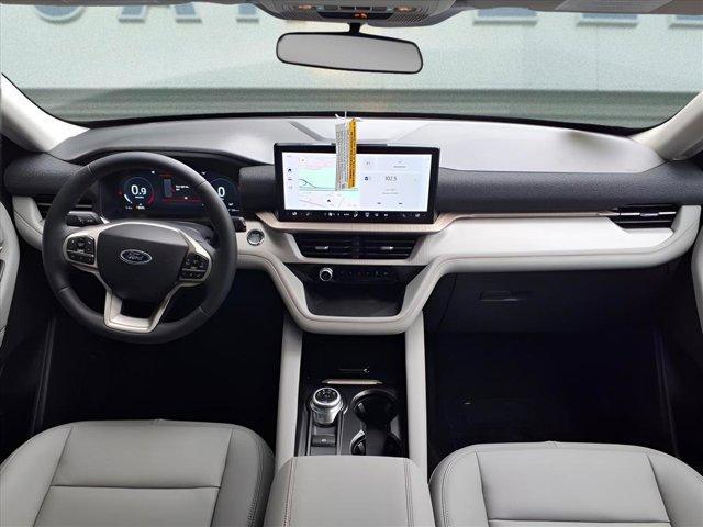 new 2025 Ford Explorer car, priced at $50,698