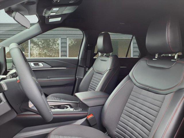 new 2025 Ford Explorer car, priced at $48,950