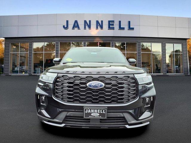 new 2025 Ford Explorer car, priced at $48,950