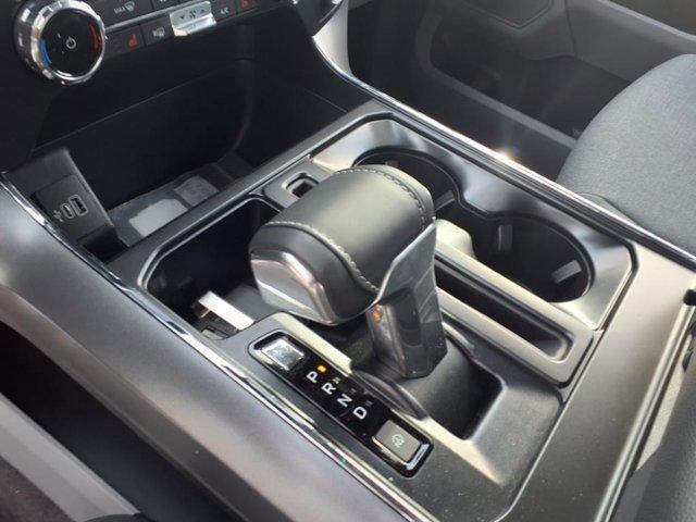 new 2025 Ford F-150 Lightning car