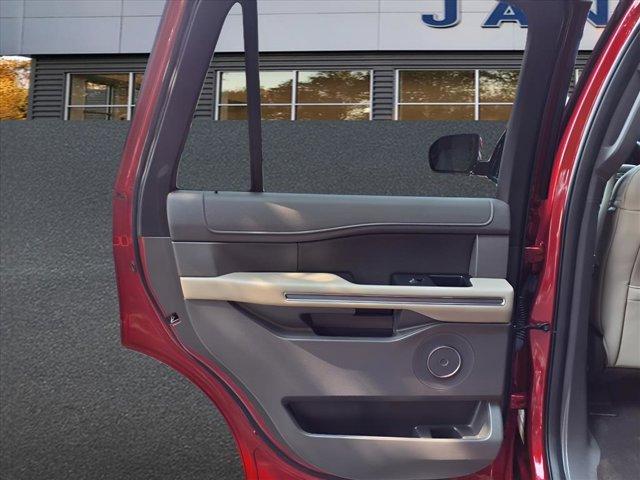 used 2021 Ford Expedition car, priced at $43,997