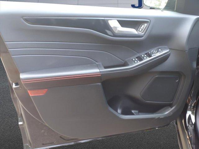 new 2025 Ford Escape car, priced at $35,799