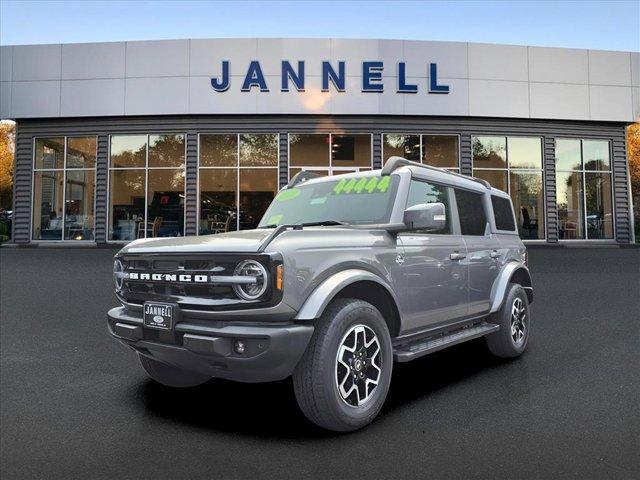 used 2022 Ford Bronco car, priced at $44,444